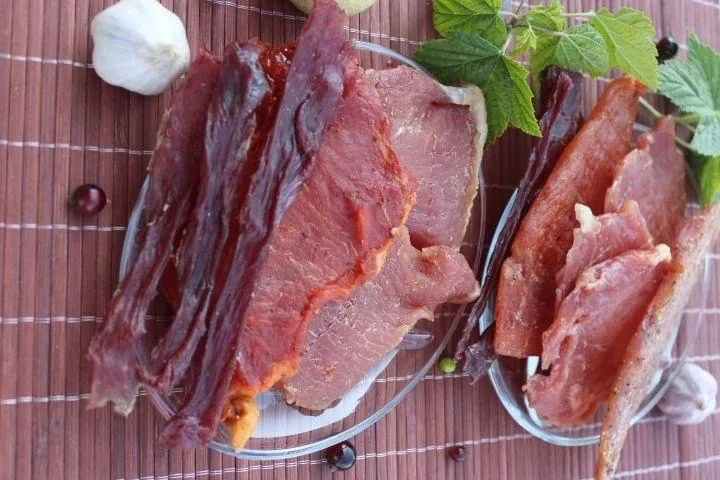 Мясные снеки: джерки из свинины, курицы и говядины — фото 11