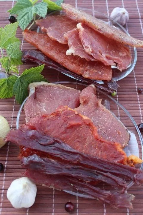 Мясные снеки: джерки из свинины, курицы и говядины — фото 9