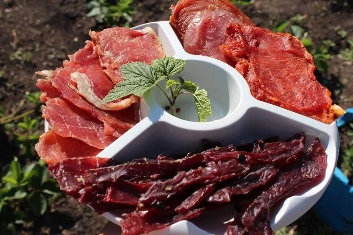 Мясные снеки: джерки из свинины, курицы и говядины — фото 8